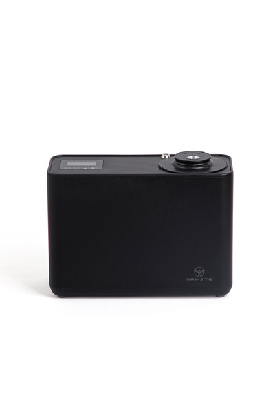 NAMSTE موزع العطور الذكي NMT-068 لأنظمة التكييف والتهوية، يعمل بتقنية البلوتوث، ويغطي مساحة تتراوح بين 2500 و4000 متر مكعب.