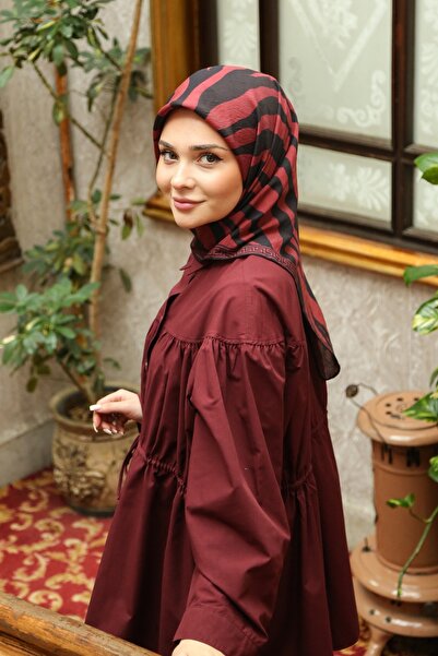 Tesettürnağme Eșarfă EcoZen TN2101 Model zebră 02-Burgundy-Negru