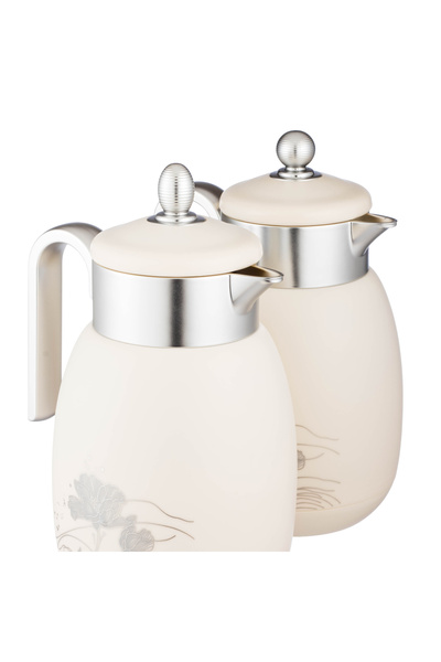 Dania طقم ترامس لوفر (Louvre) أبيض فاخر بتفاصيل ذهبية – 2 قطعة × 1.0 لتر | تصميم أنيق للضيافة الراقية 🤍✨