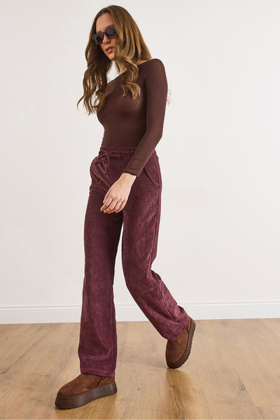 Olalook Women's Burgundy Velvet Pocketed Elastic Waist Thick Corded Fabric Wide Leg Pants Pnt-19000387