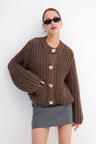 Addax كارديجان محبوك سميك بأزرار ذهبية H2935