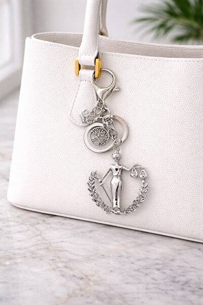 Modex Μπρελόκ με αξεσουάρ τσάντας με θέμα τη δικαιοσύνη με λεπτομέρεια από κλαδί δαφνέλας