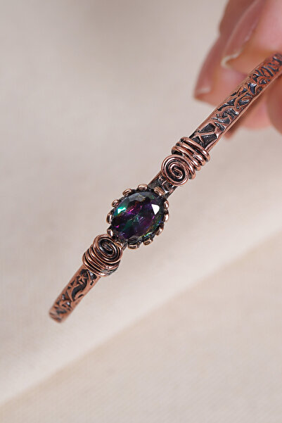 Süspüs Accessories سوار نحاسي أصلي مرصع بحجر التوباز الغامض