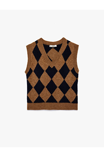Koton V-Neck Sleeveless Diamond Patterned Knitwear Sweater