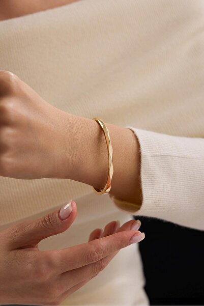 Tufanlar Kuyumculuk 14 Ayar Desenli Altın Kelepçe