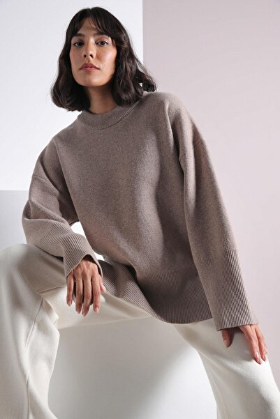 Ferraro Vizon Yan Slit Crew Neck Relaxed Fit Cashmere Women's Knitwear Sweater