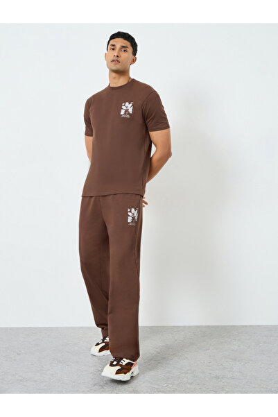 Styli Men Relaxed Fit T-Shirt and Joggers Co-Ords