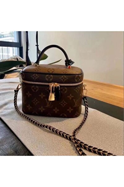 Generic شنطة مكياج وعطور نسائية