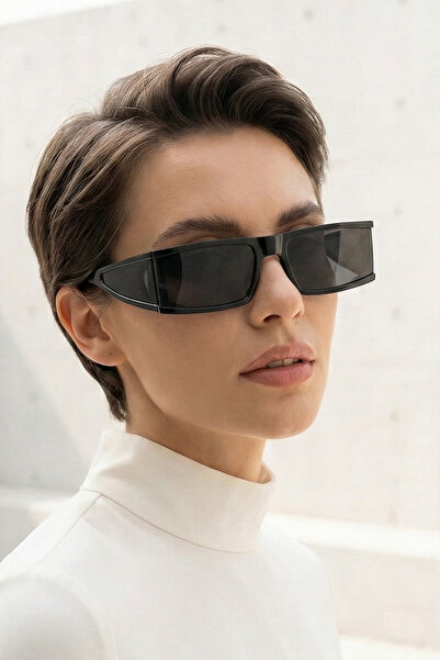 Kapin Black Frame Sunglasses with Glass Edge Detail - Black Glass