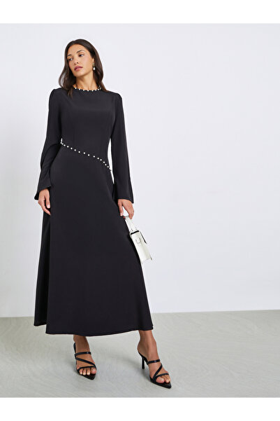 Styli فستان نسائي مزين باللؤلؤ الصناعي