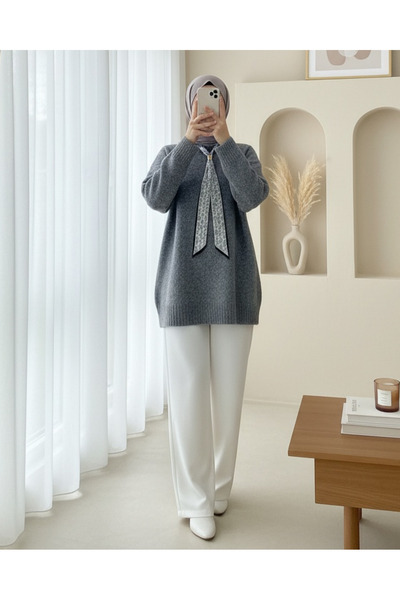 HİJABAYA Μαλακό πλεκτό πουλόβερ με φουλάρι