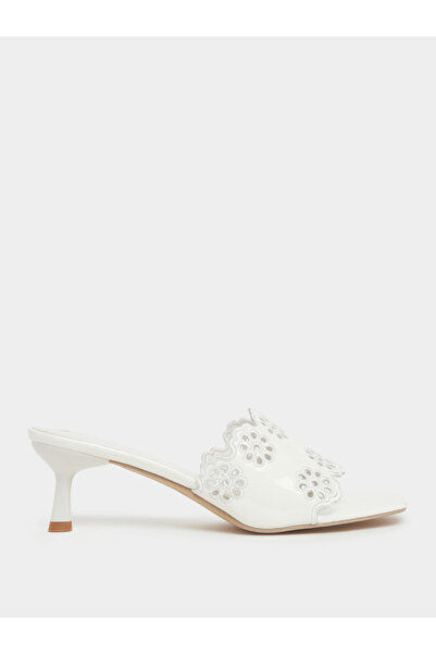 Styli White Floral Cutout Kitten Heel Sandals