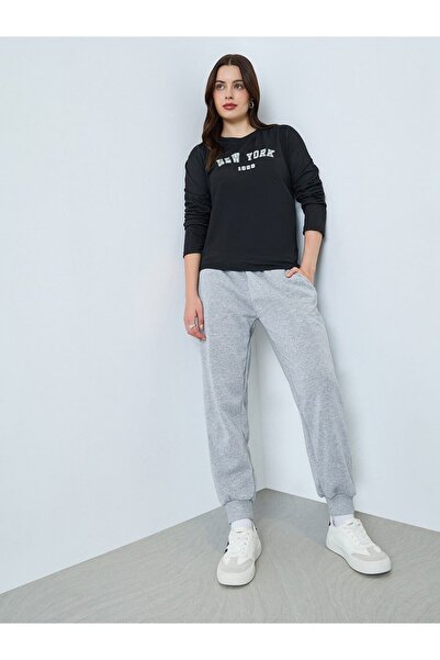 Styli Solid Cuffed Wide Leg Joggers