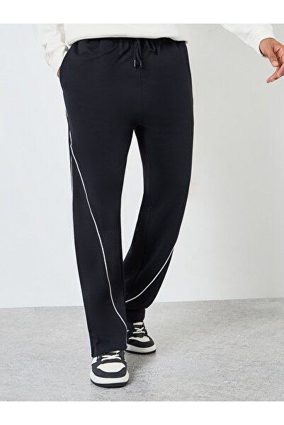 Styli Men Oversized Piping Interlock Open Hem Terry Joggers