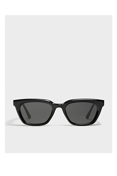 Gentle Monster إطار صغير بلون GENTLEMONSTER HUE مع نظارات شمسية مربعة لكليهما