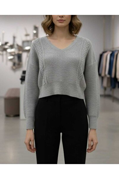 BYBIYIK Women's Gray Knitwear Sweater