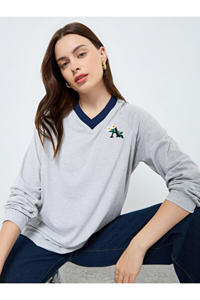 Styli Embroidered V-neck T-shirt with Decorative Strips