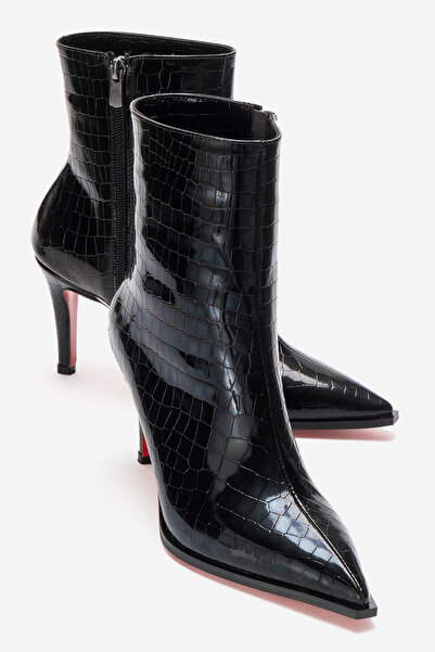 Ayakkabı Ateşi حذاء نسائي قصير بطول الكاحل بكعب رفيع من تورينا