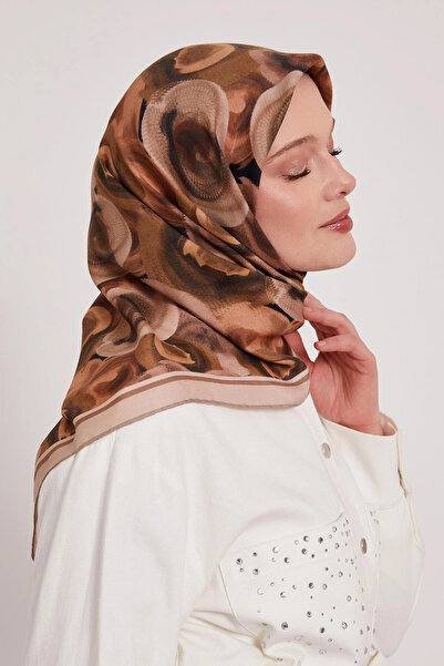 LuvenSara Oscar Scarf - Beige Shine