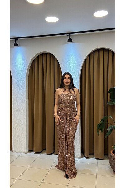 SUNAYBUTİK GOLD STRAPLEZ ÖNDEN KUYRUKLU PAYETLİ ABİYE