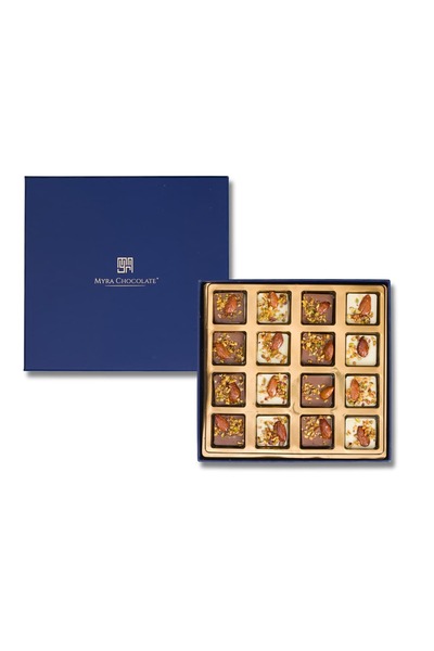 Myra Çikolata Evim 2 Çeşit Squares Akçaağaç Şuruplu Kuruyemişli Sütlü ve Beyaz Kare Çikolata 200 gr