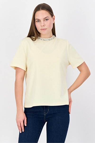 Bebe Women Round Neck Short Sleeve Plain Top, Yellow