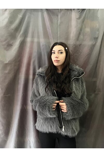 Opera Yakalı Kürk Mont