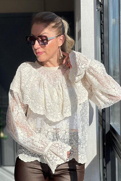 MİSLİNA BUTİK Fırfır Yaka Krem Bluz