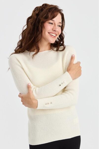 MARE BUTİK Button Detailed Crew Neck Knitwear Sweater - White