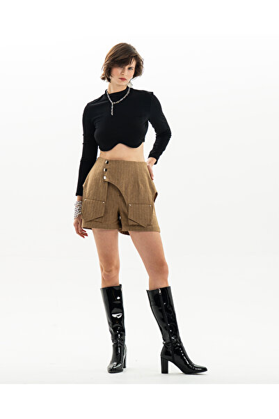 Marcelle Leandra Mono Asimetrik Şort Tasarım