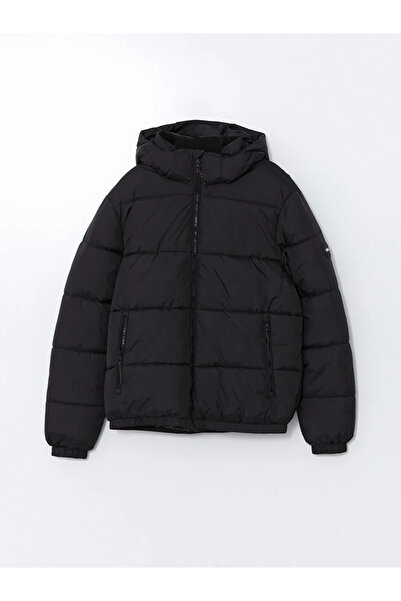 LC Waikiki Standart Kalıp Kapüşonlu Erkek Şişme Mont