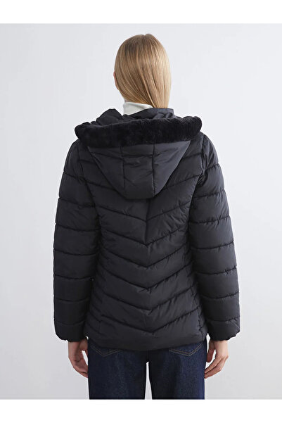 LC Waikiki Furry Hooded Women's Puffer Coat
