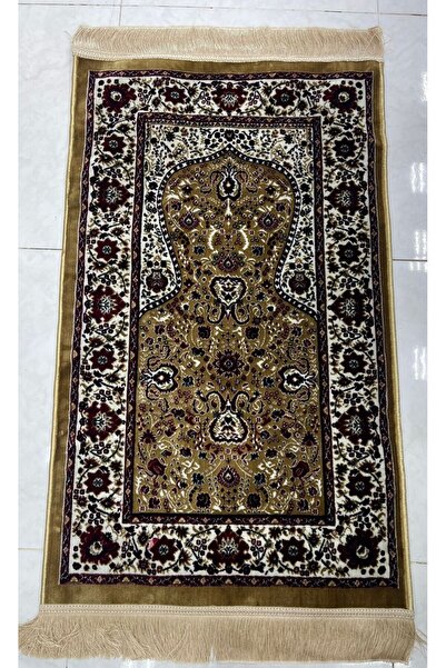 FABRIC تصميم ملكي ذهبي بنقوش خردلية وخلفية بيضاء، مقاس 70*110 سم، جودة عالية.