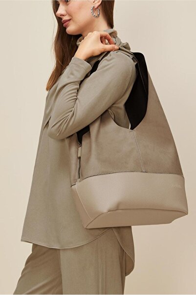 Alvina Suede Detailled Arm Bag 1972