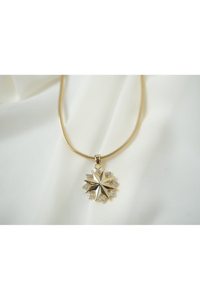 ATELİER TUĞBA قلادة نسائية ذهبية اللون KOL144 مع حجر الزركون وشكل نجمة البوصلة
