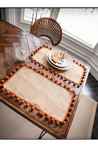 Mahali طقم مفارش طاولة من أربع قطع مزينة بكرات مخملية