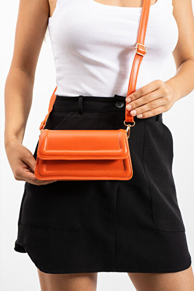 themoiss حقيبة كتف نسائية صغيرة الحجم باللون البرتقالي مع غطاء، حقيبة كتف نسا...