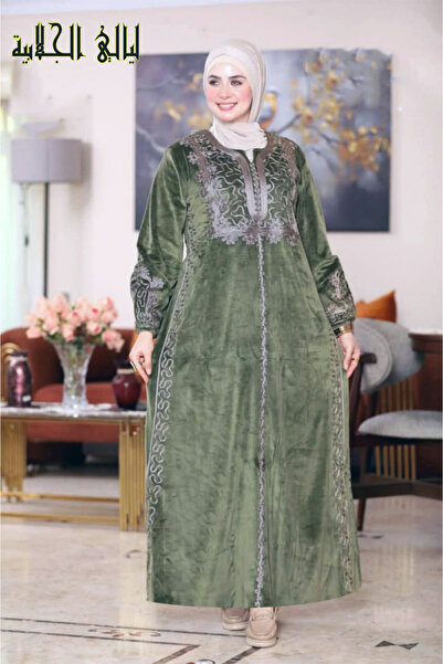 Lyaly aljlabyh 👑 جلابية "ليالي الملكي" جلابية مخمل ملكي - تطريز صوف ذهبي درجة أولى - بضمان ليالي الجلابية