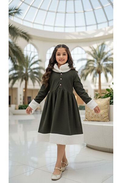 ATA7 Winter petal dress