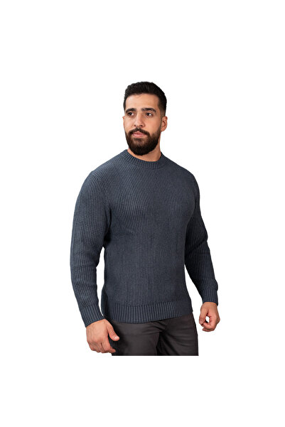 Giordano Men’s Textured Stitch Crew Neck Long Sleeve Sweater