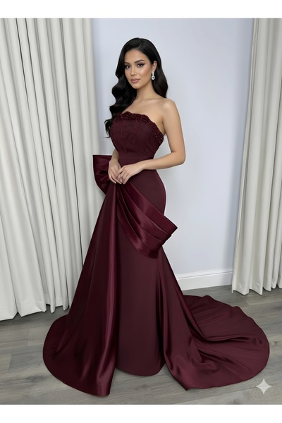 TOP BERLANTY فستان سهرة ساتان عنابي بتصميم ملكي وتطريز يدوي فاخر