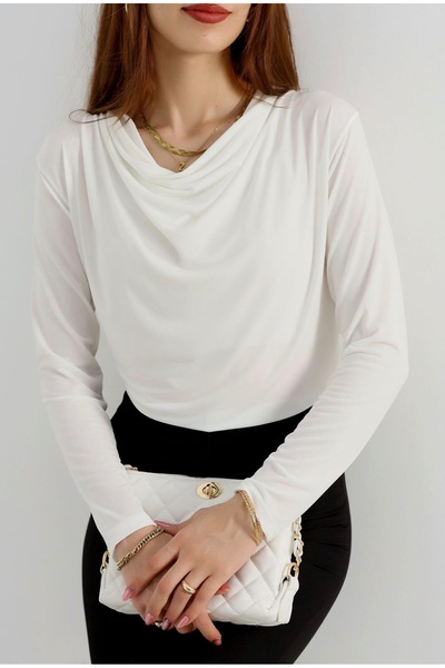 DuRu LiNe ✨ Zarif Degaje Yaka Sandy Bluz | Esnek Viskon, Şık ve Kurtarıcı Par...