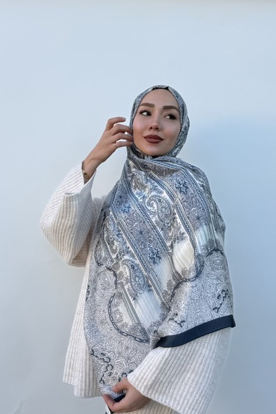 lavinscarfs Ethnic Pattern Shawl