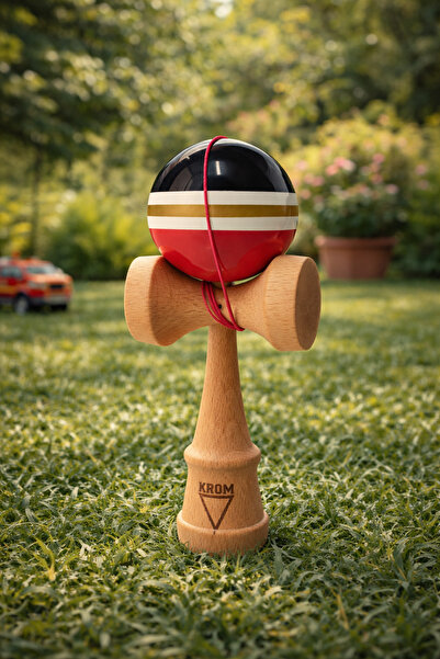 Kendama KROM – Joc de Îndemânare Profesional