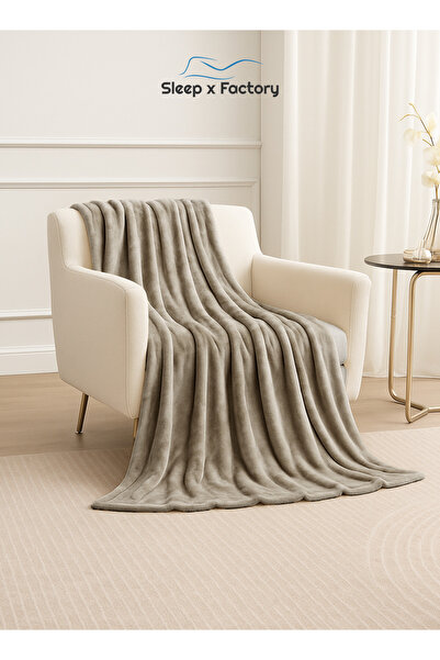 Sleep x Factory Light & Soft Fleece Blanket – 200x240 cm
