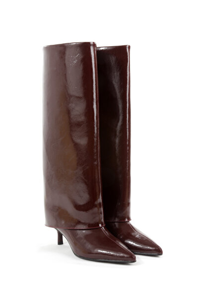 Ayakkabı Podyumum حذاء طويل من الجلد اللامع باللون البني ذو كعب رفيع 5 سم للم...