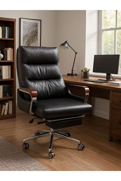 BEC59 A luxurious leather office chair with a classic design