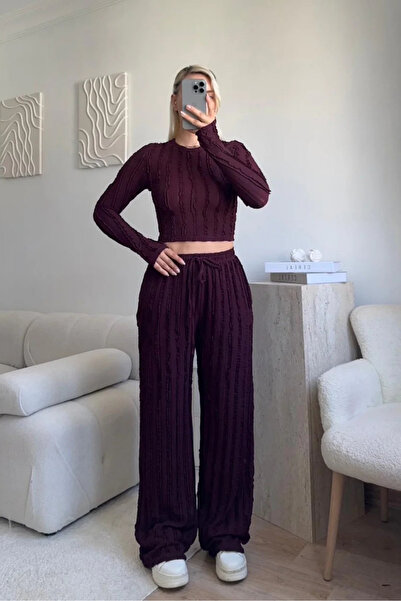 MARTYZ Crew Neck Reverse Stitching Finger-Loop Crop and Pants Set