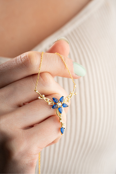 Nereze 925 Ayar Gümüş Gold Kaplama Mavi Taşlı Sarmaşık Model Yıldız Detaylı K...