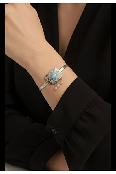 AKSESUARIM Women's Blue Stone Detailed Dangle Steel Bracelet